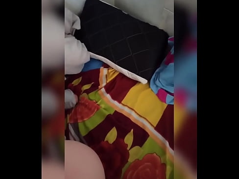 ❤️ Myn keamergenoat bliuwt allinnich thús want har man giet op fakânsje en ik nim de kâns oan om har te neuken en har kont fol mei molke ☑ Seksfideo by porno fy.onlydesiporn.ru